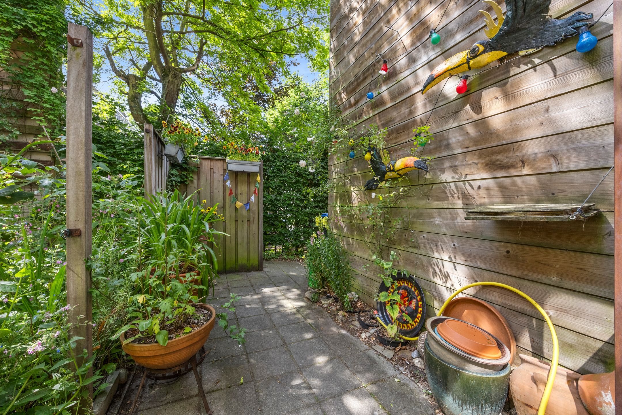 Spacious Ground Floor Apartment with Character in Nijmegen-Oost — 33