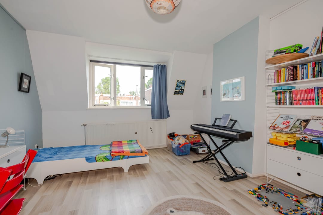 Characterful 1890s Townhouse with Preserved Period Details in Regentessekwartier — 62