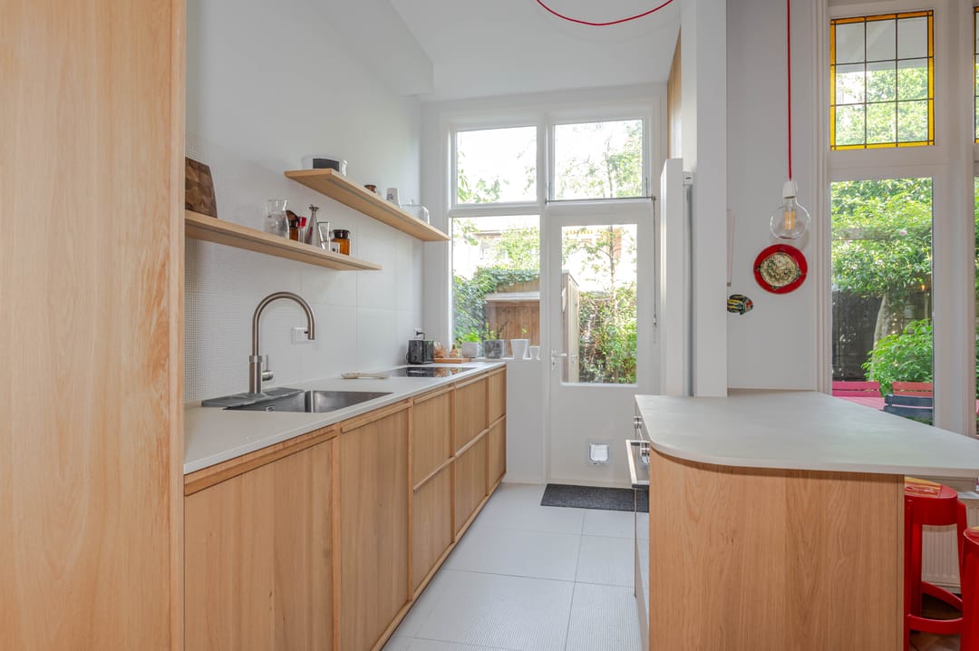 Characterful 1890s Townhouse with Preserved Period Details in Regentessekwartier — 22