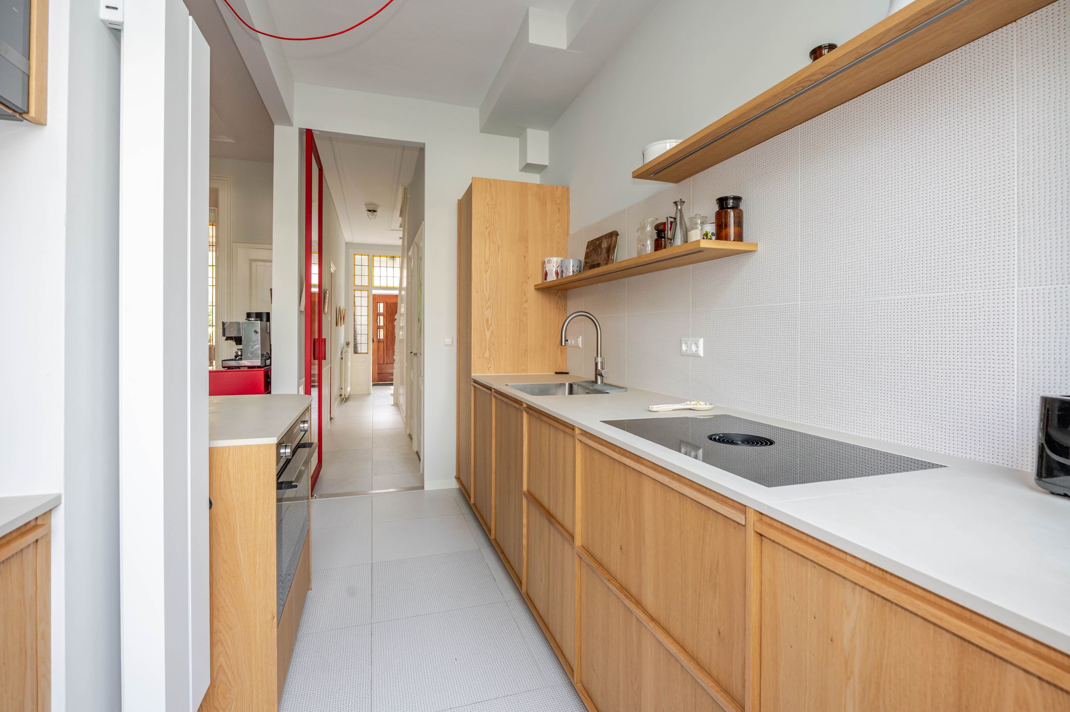 Characterful 1890s Townhouse with Preserved Period Details in Regentessekwartier — 24