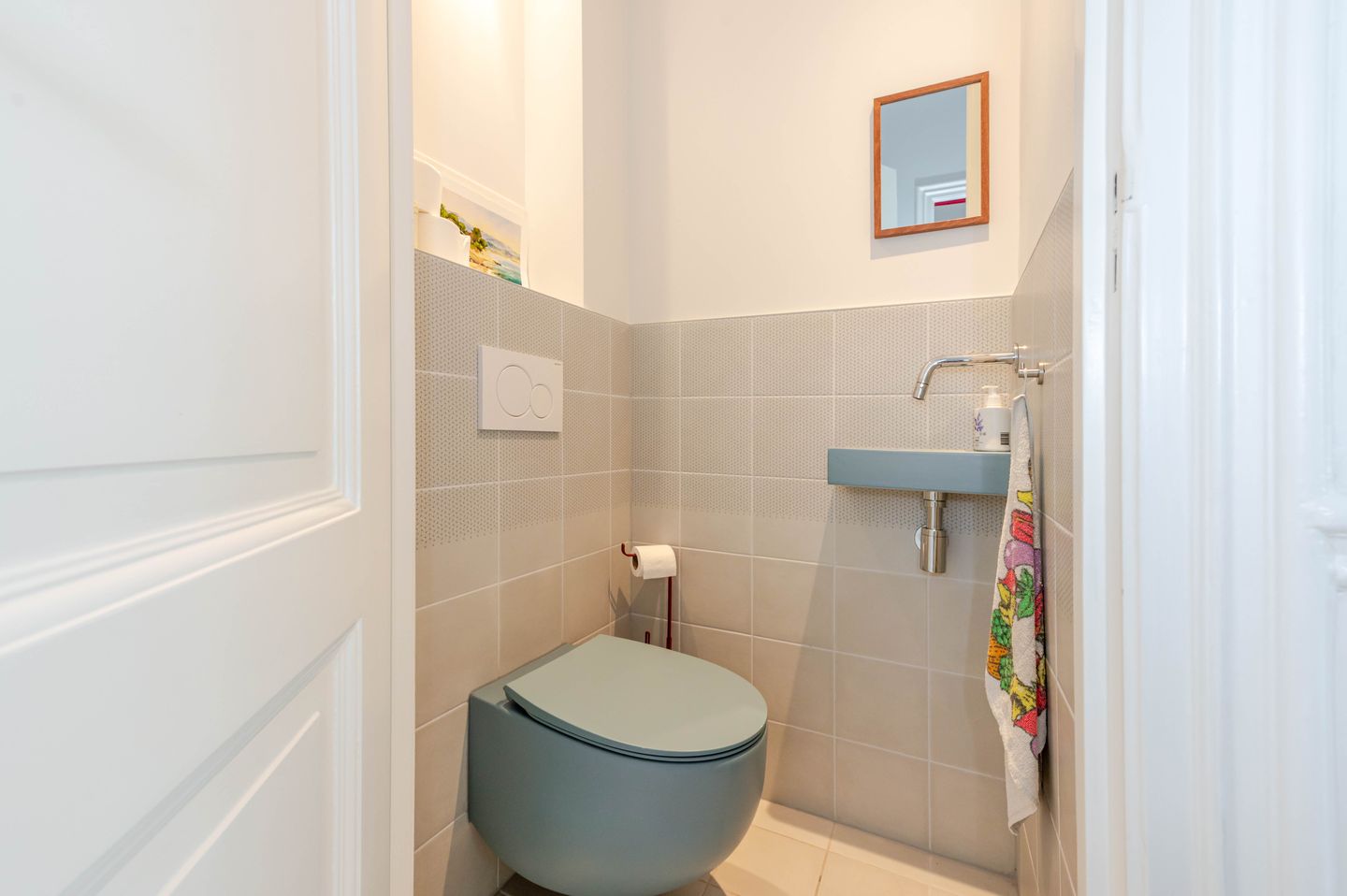 Characterful 1890s Townhouse with Preserved Period Details in Regentessekwartier — 29