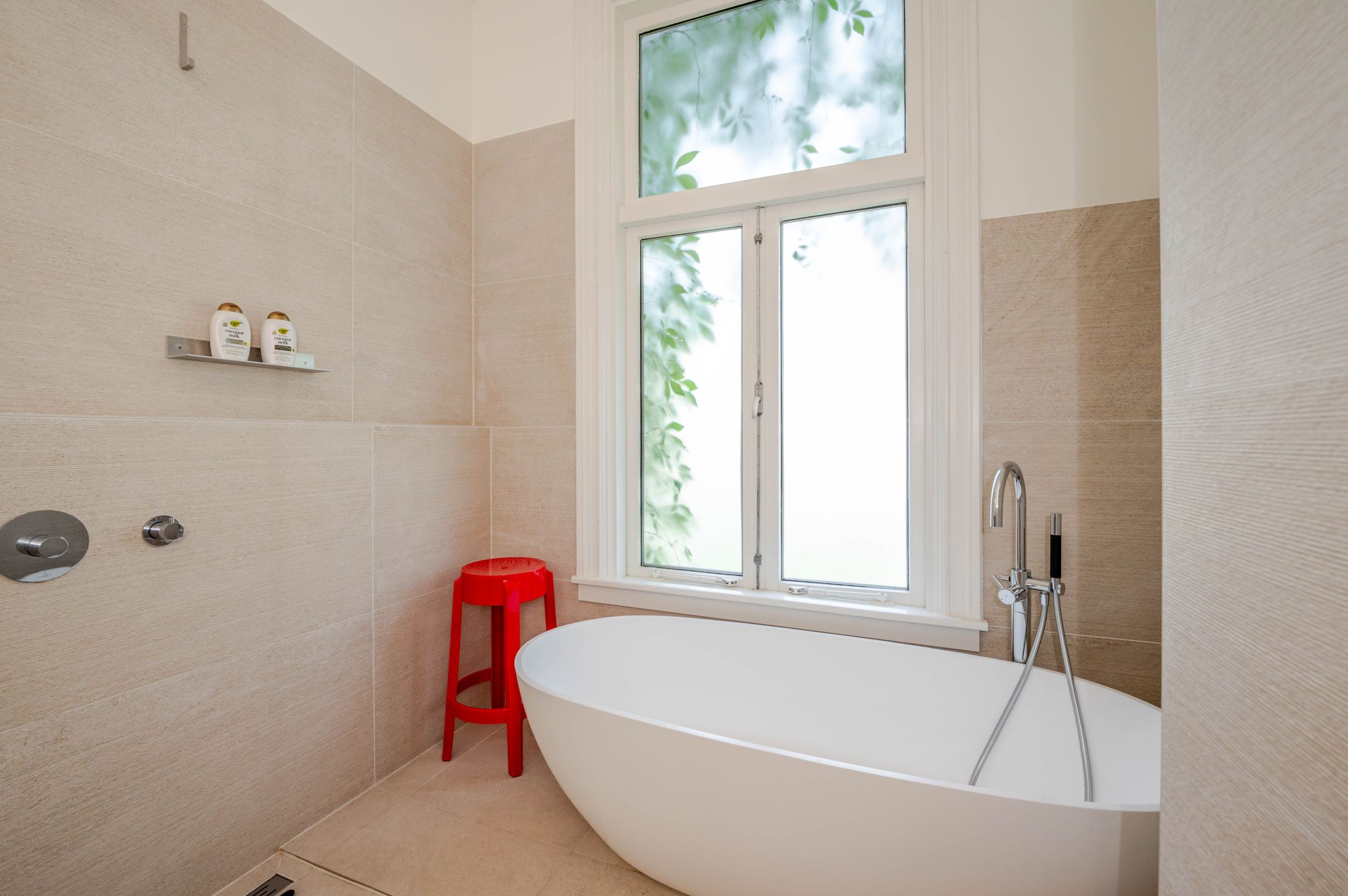 Characterful 1890s Townhouse with Preserved Period Details in Regentessekwartier — 45