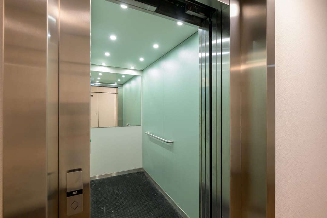 Luxury 3-Room Apartment with Private Parking and Wellness Facilities in Rijnsburg — 22