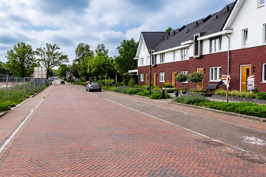 Photo 23 of Helmichstraat 2