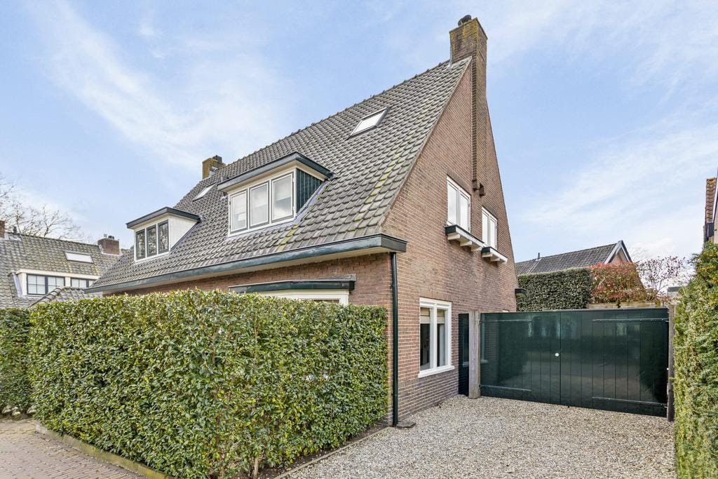 Photo 28 of Cornelis Bakkerlaan 1-A