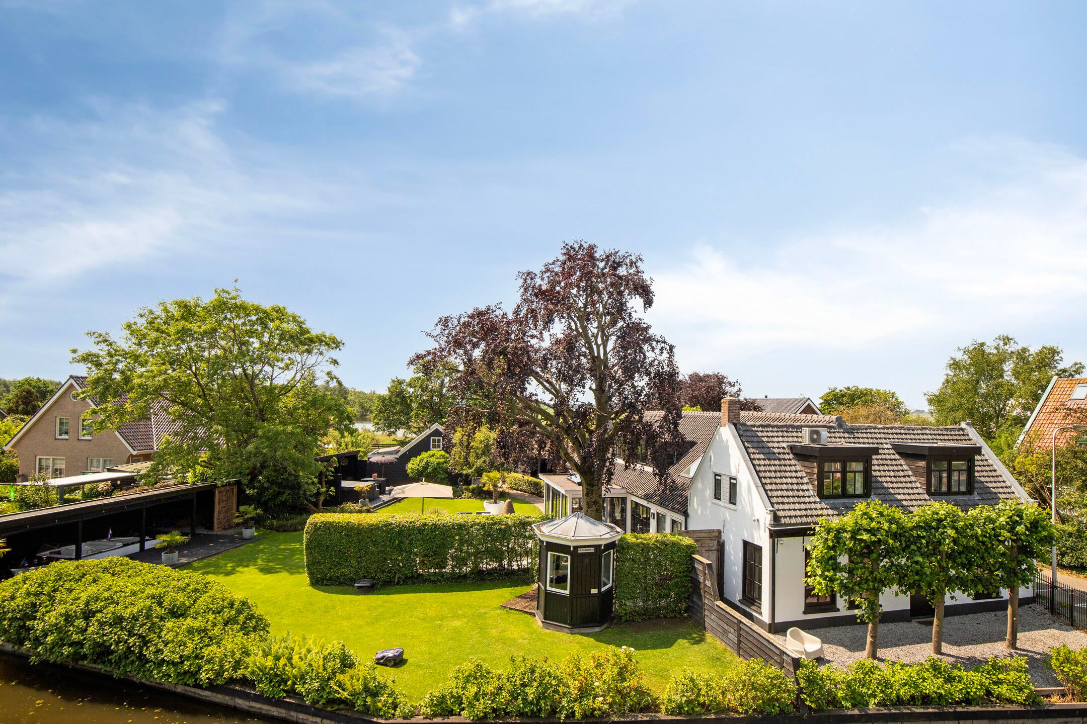 Photo 6 of Bilderdam 33
