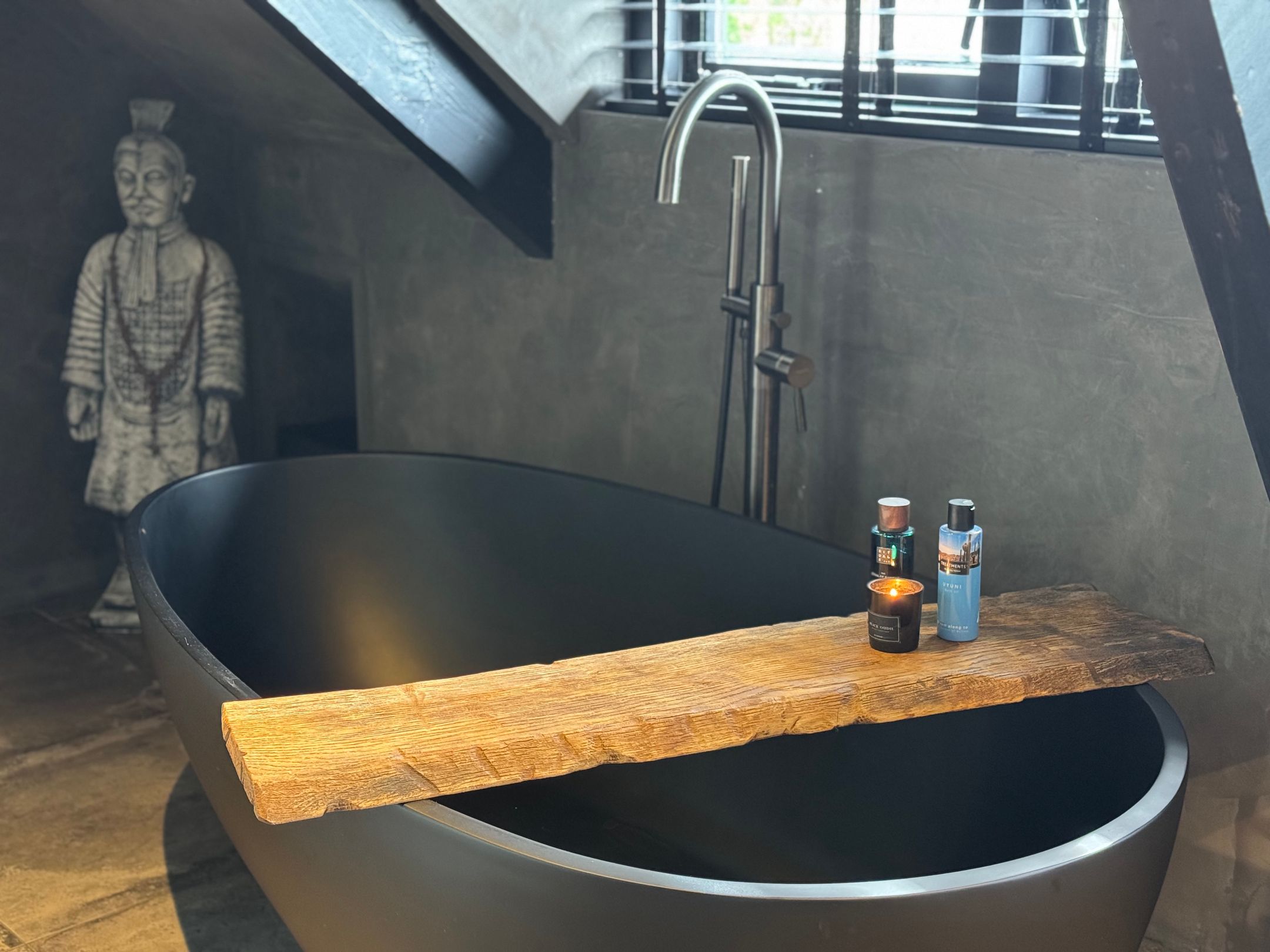 Photo 39 of Bilderdam 33