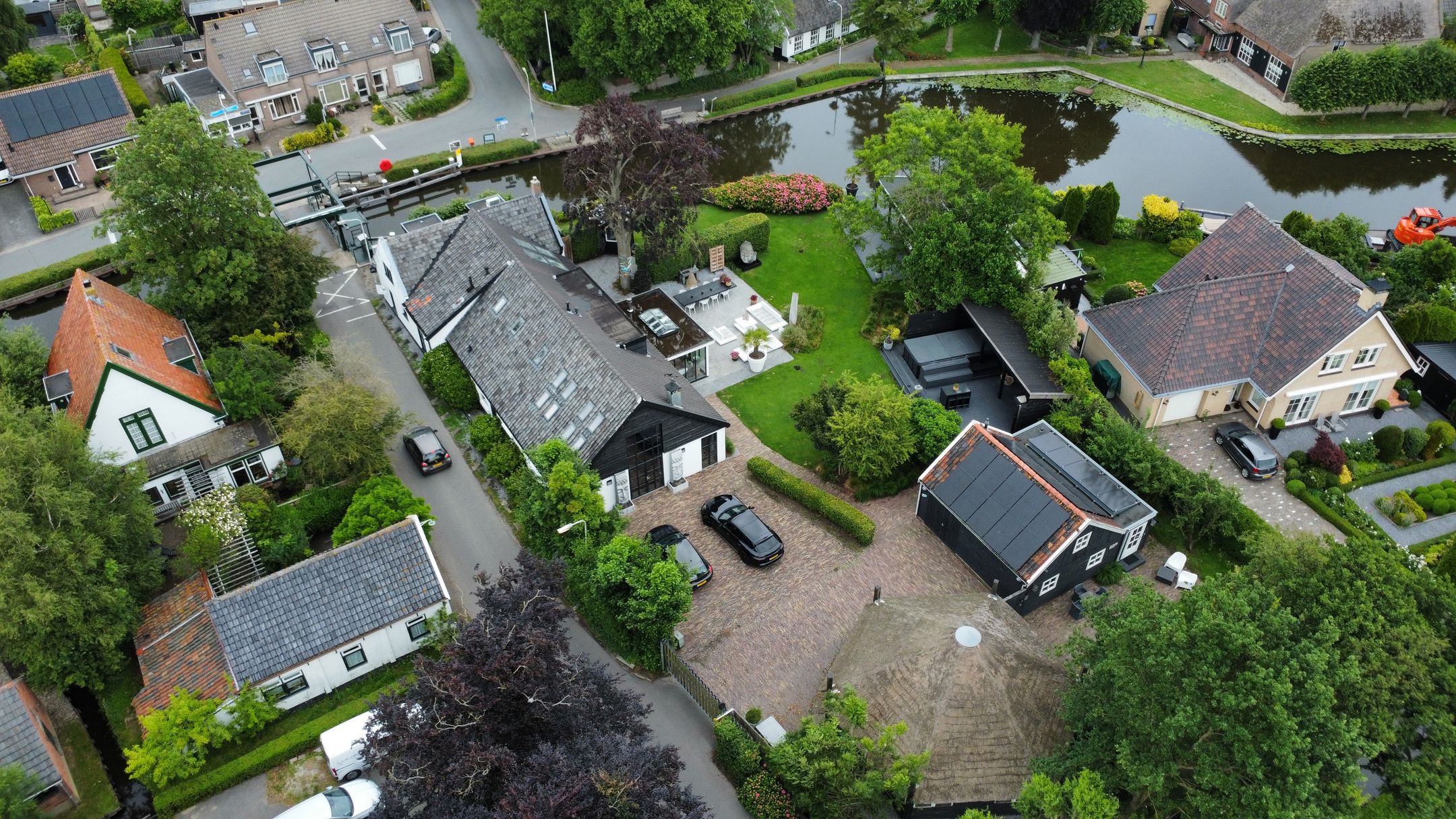 Photo 90 of Bilderdam 33