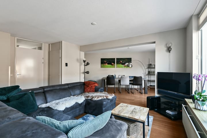 Tussenwoning te koop: Spannenburg 29, Hoofddorp