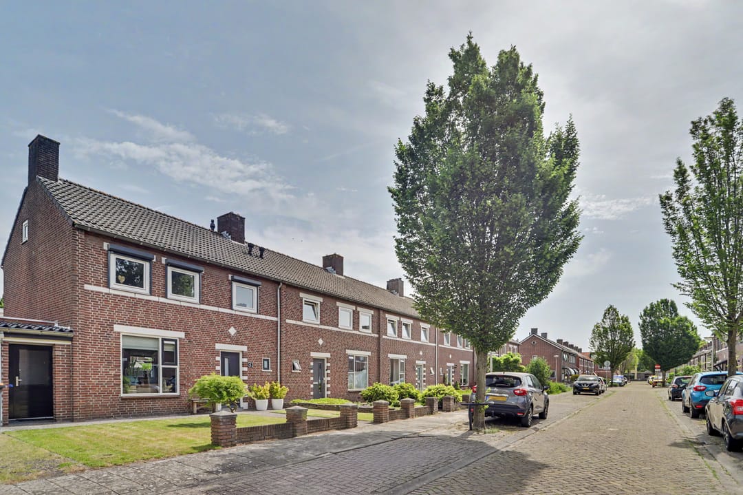 Photo 31 of Berkenstraat 31