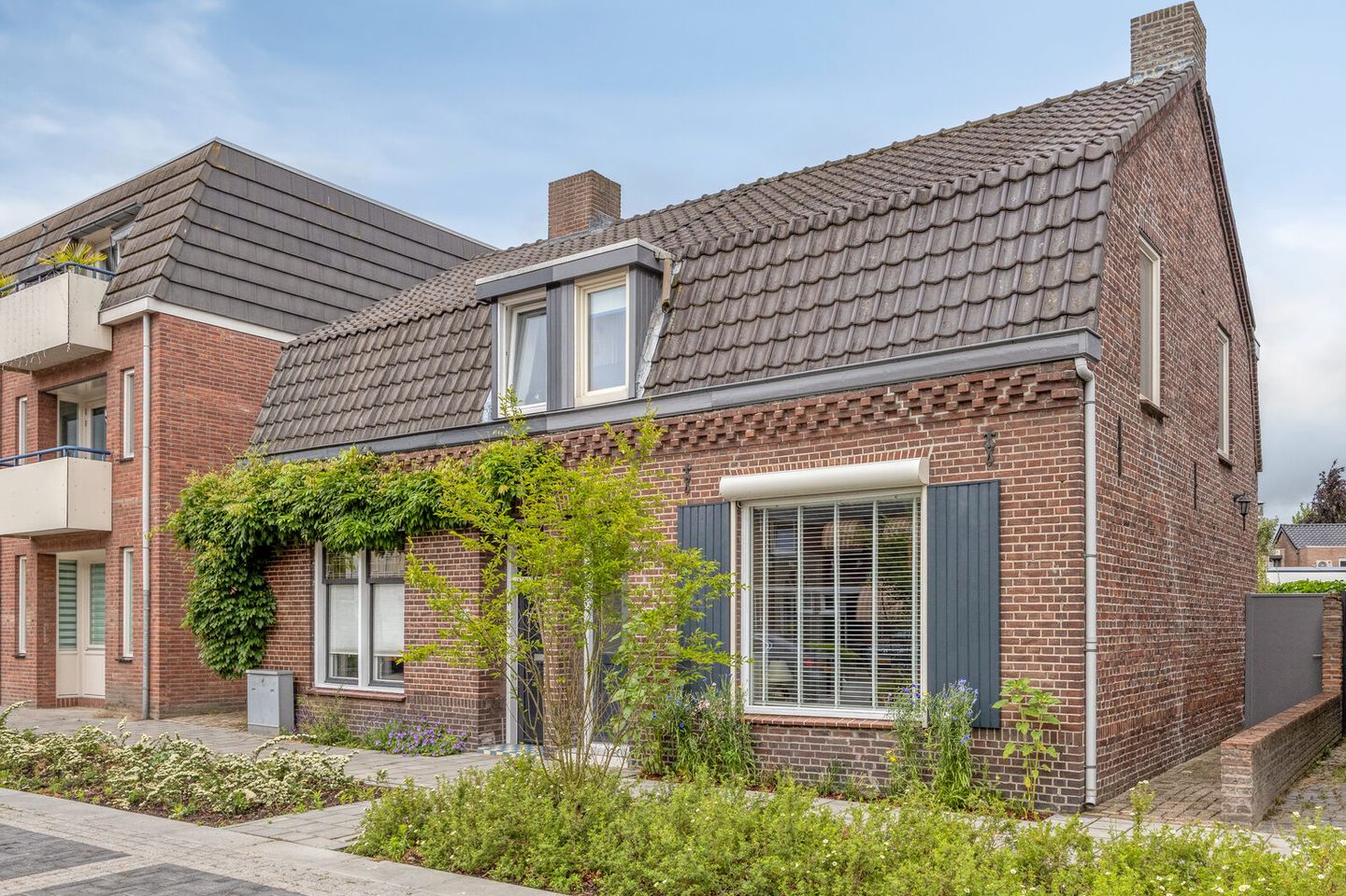 Photo 1 of Eindhovenseweg 165