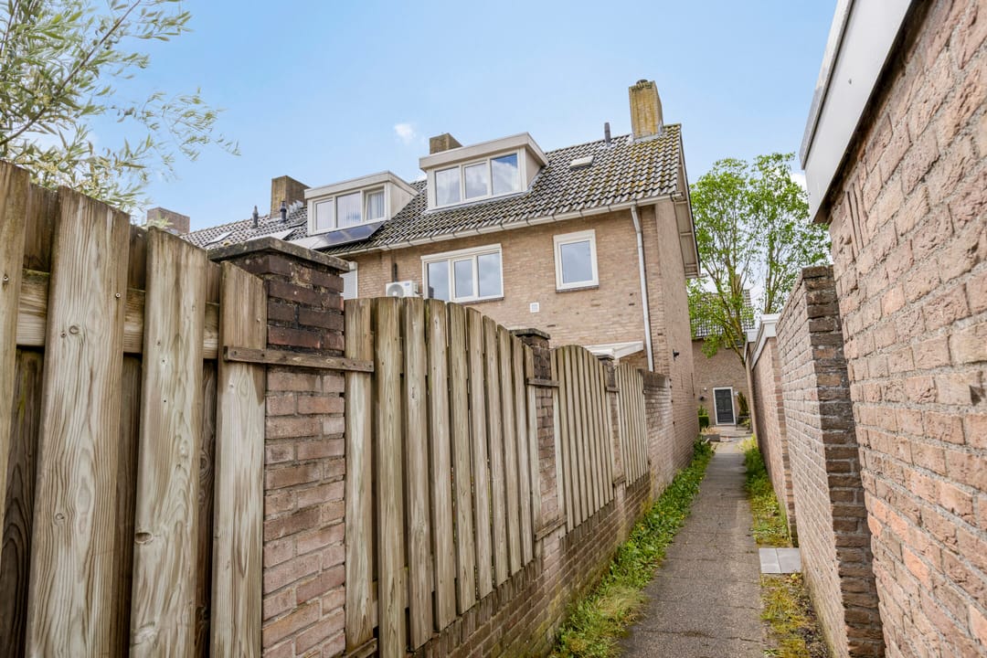 Photo 37 of Pastoor M. van Beekstraat 1