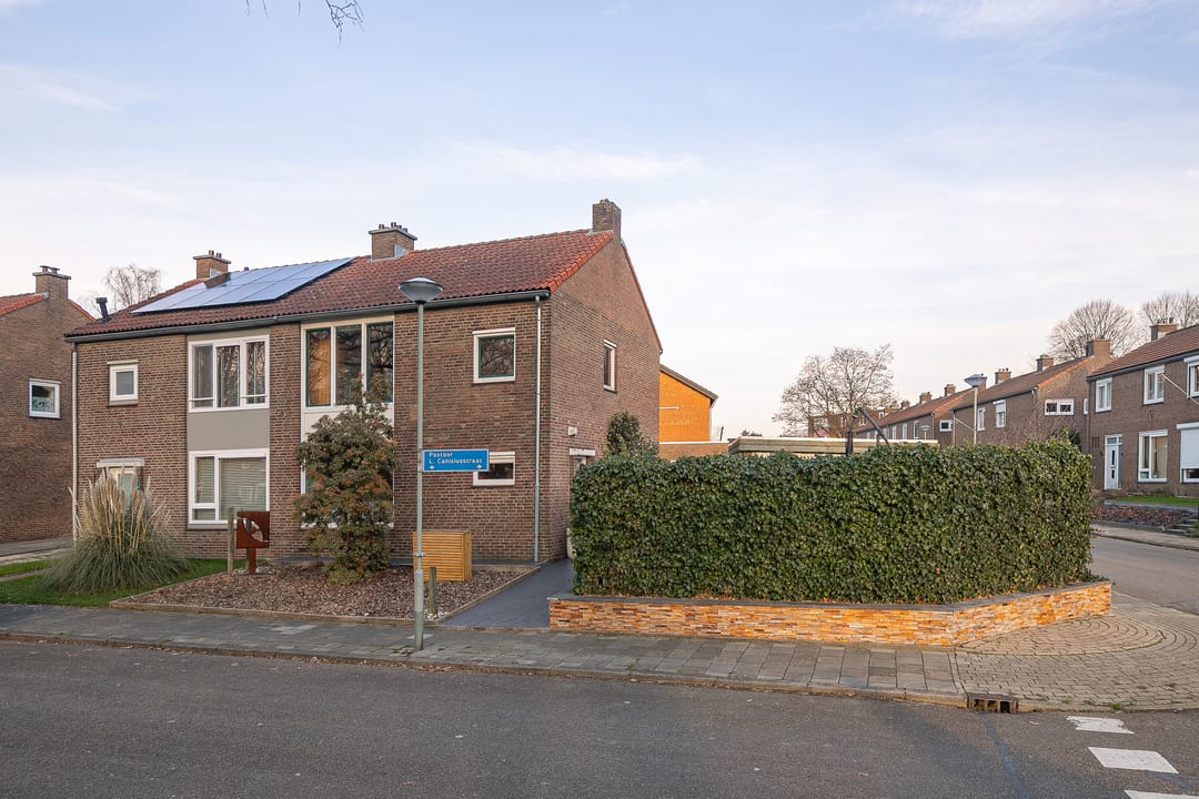Photo 1 of Pastoor Leonardus Canisiusstraat 12