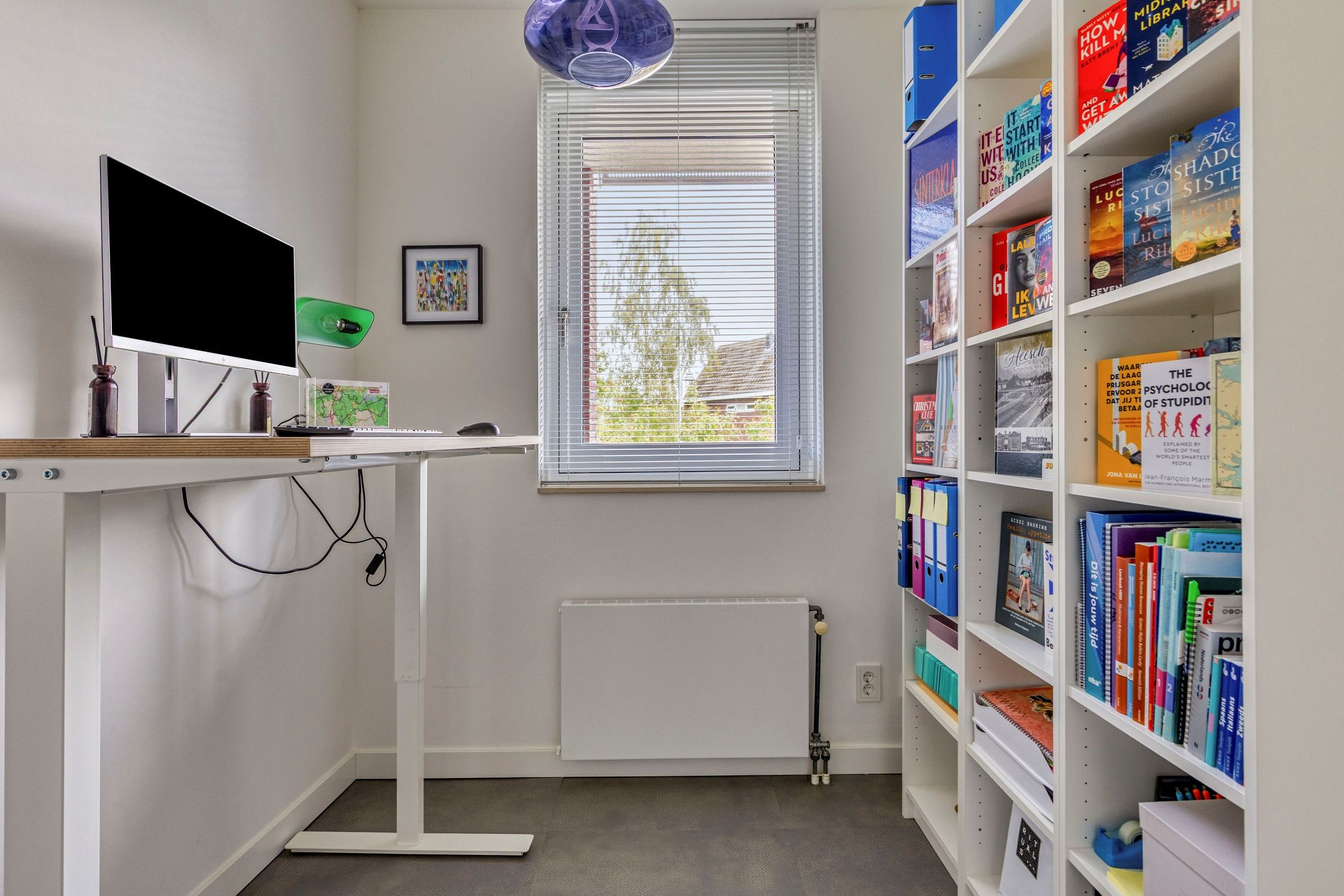 Modernized Corner Apartment with Balcony, Parking and Storage in Green Residential Area — 36