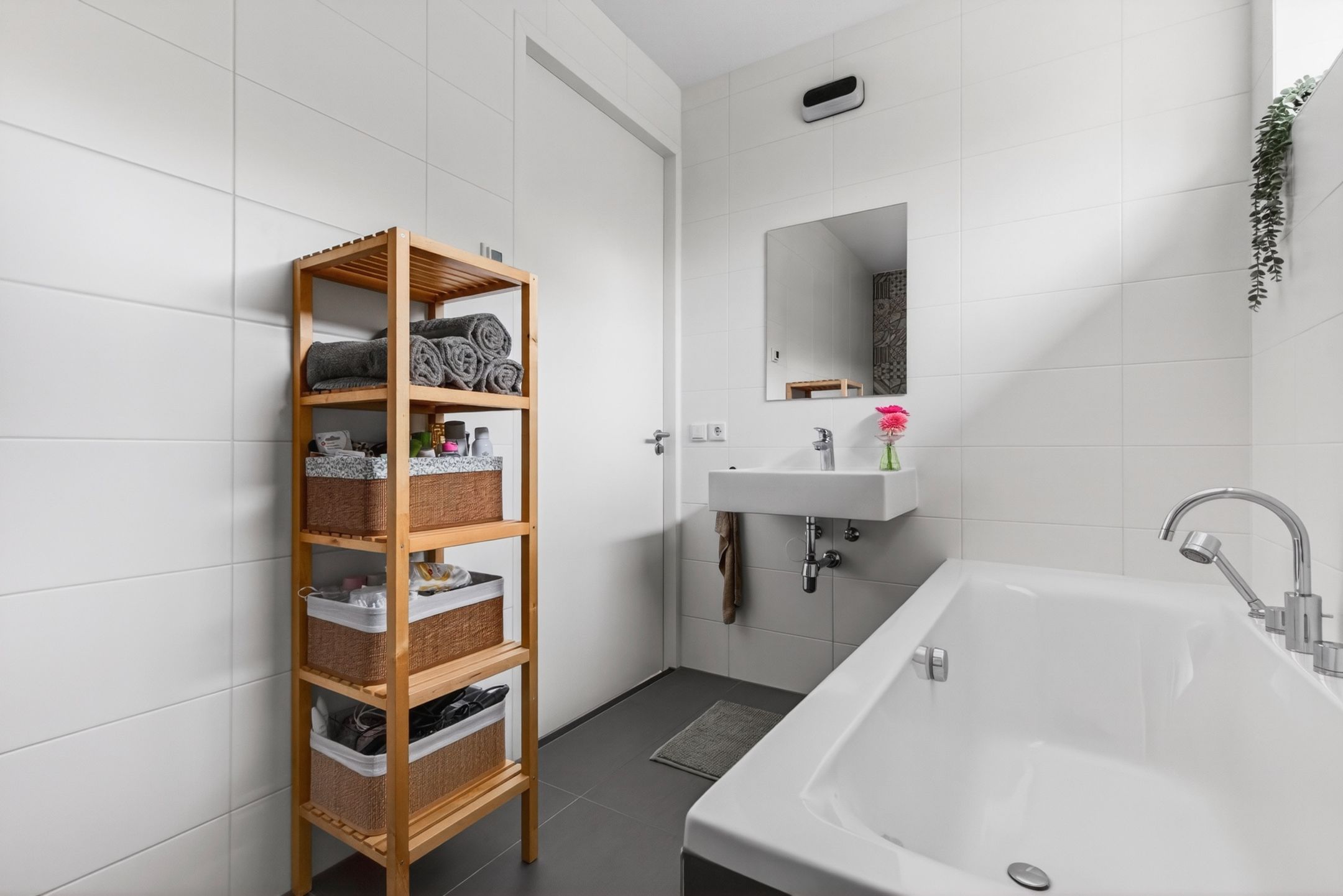 Photo 24 of Houtblazersstraat 38