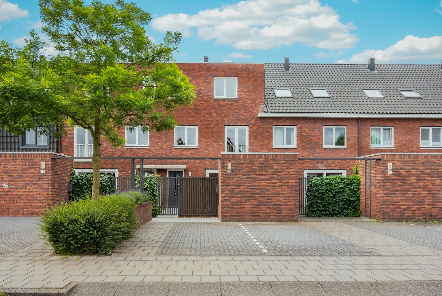 Photo 35 of Houtblazersstraat 38