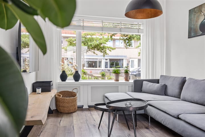 Photo 2 of Frederik Hendrikstraat 53
