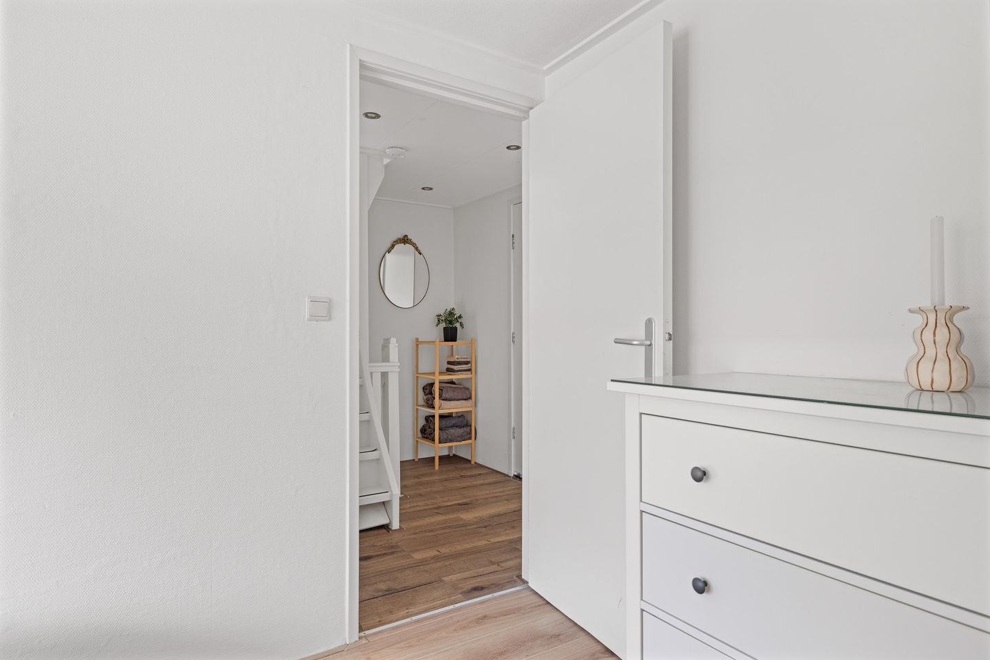 Photo 35 of Frederik Hendrikstraat 53