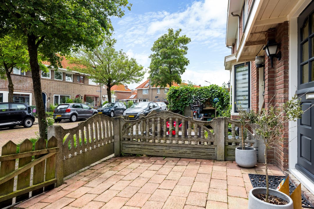 Photo 13 of Frederik Hendrikstraat 53