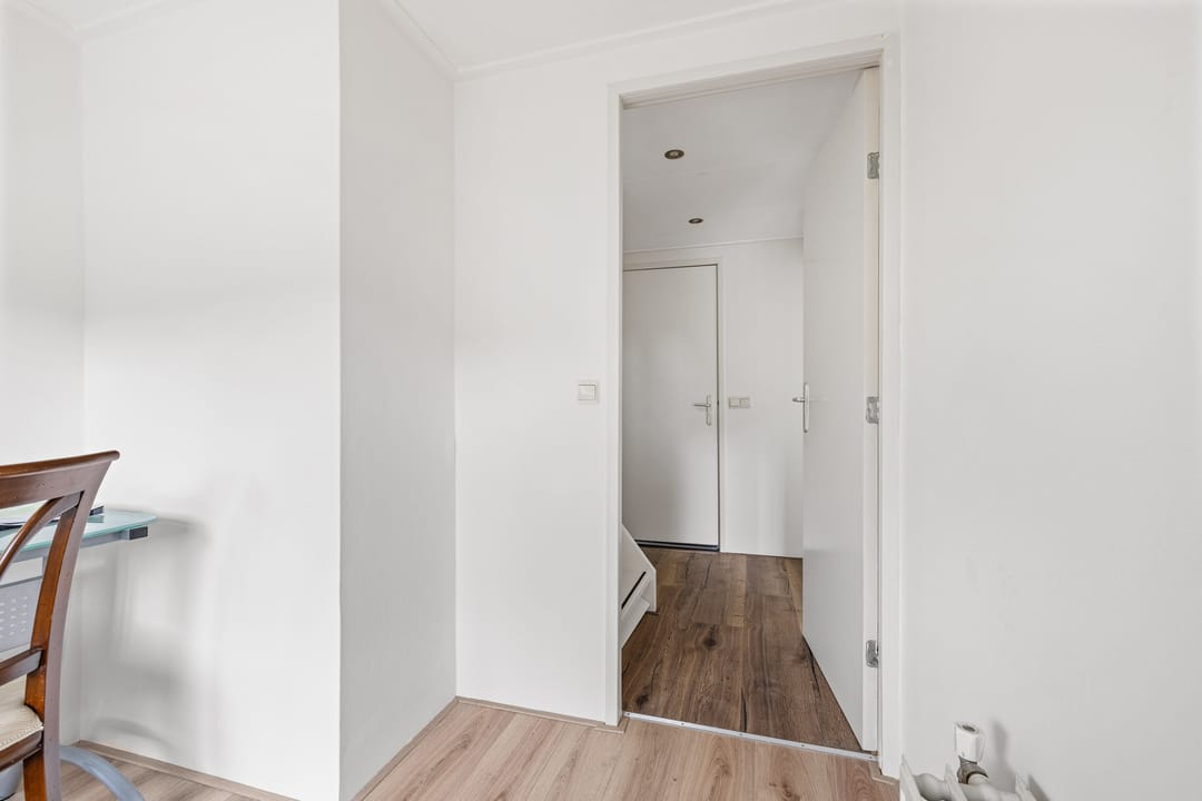 Photo 32 of Frederik Hendrikstraat 53