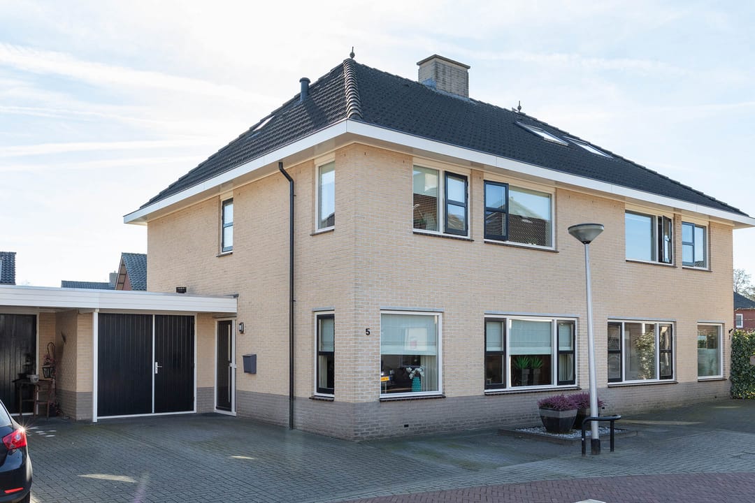 Spacious Family Home with Sunny Garden in Tubbergen