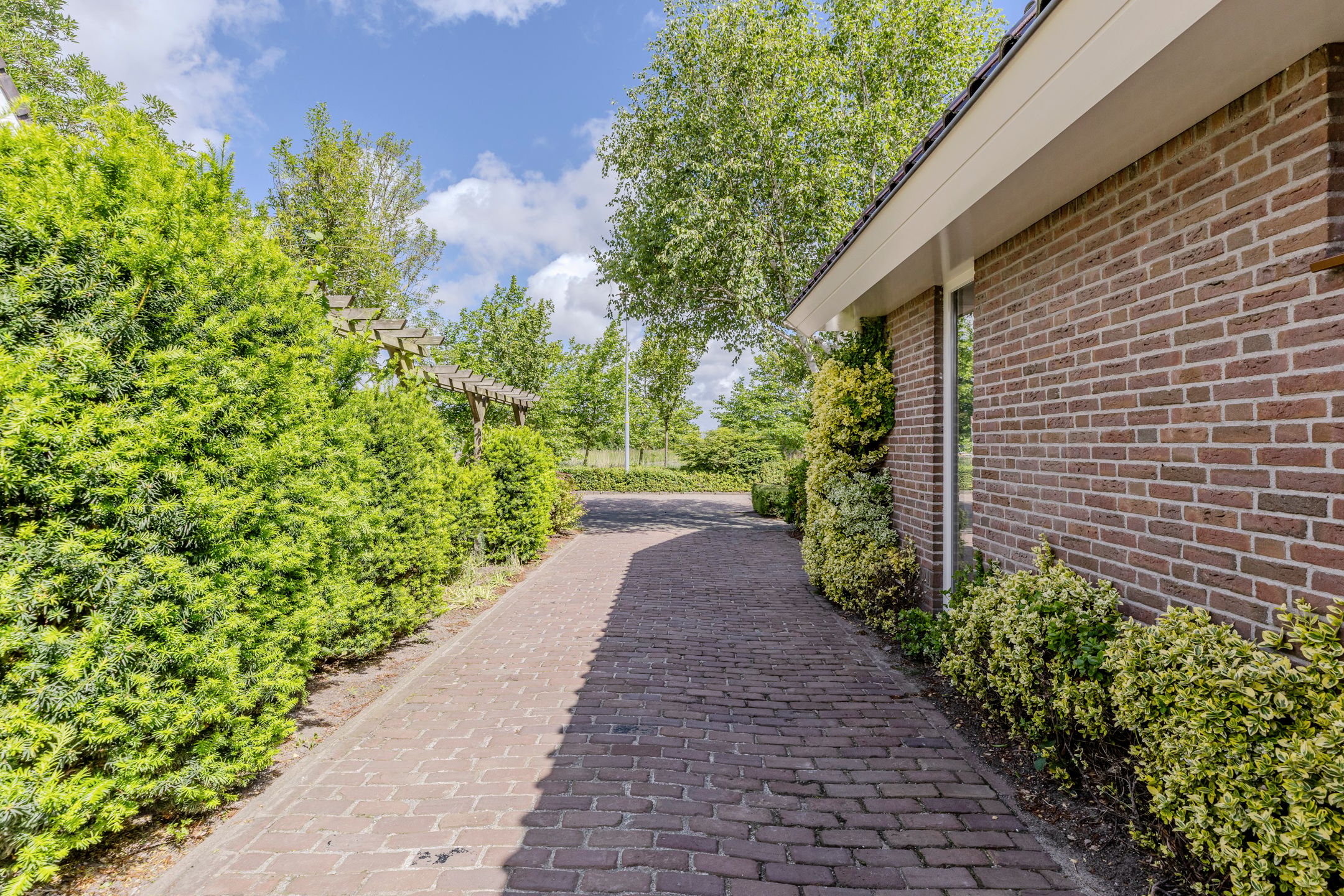 Spacious Detached Home with Green Views and Four Bedrooms — 45