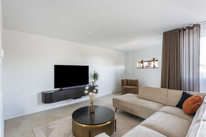 Tussenwoning te koop: Otterbeek 83, Zwartsluis