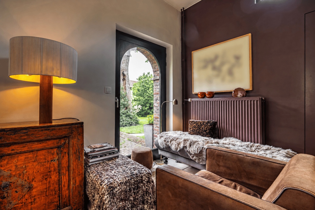 Historic Neoclassical Mansion with Heated Pool in Turnhout City Center — 17