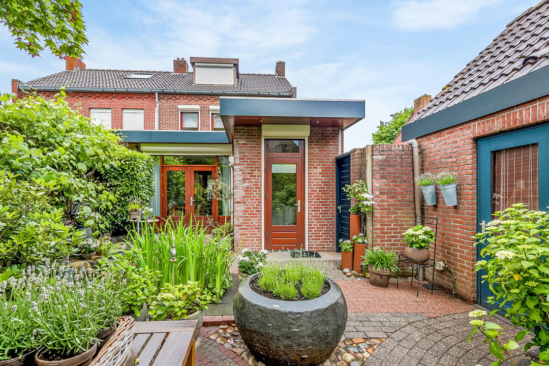 Photo 32 of Jonker Cluttstraat 33