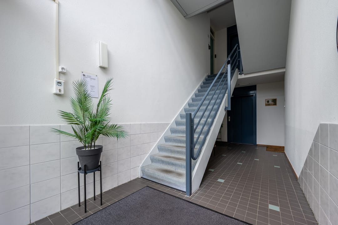 Renovated three room apartment with views in central Zeist — 28