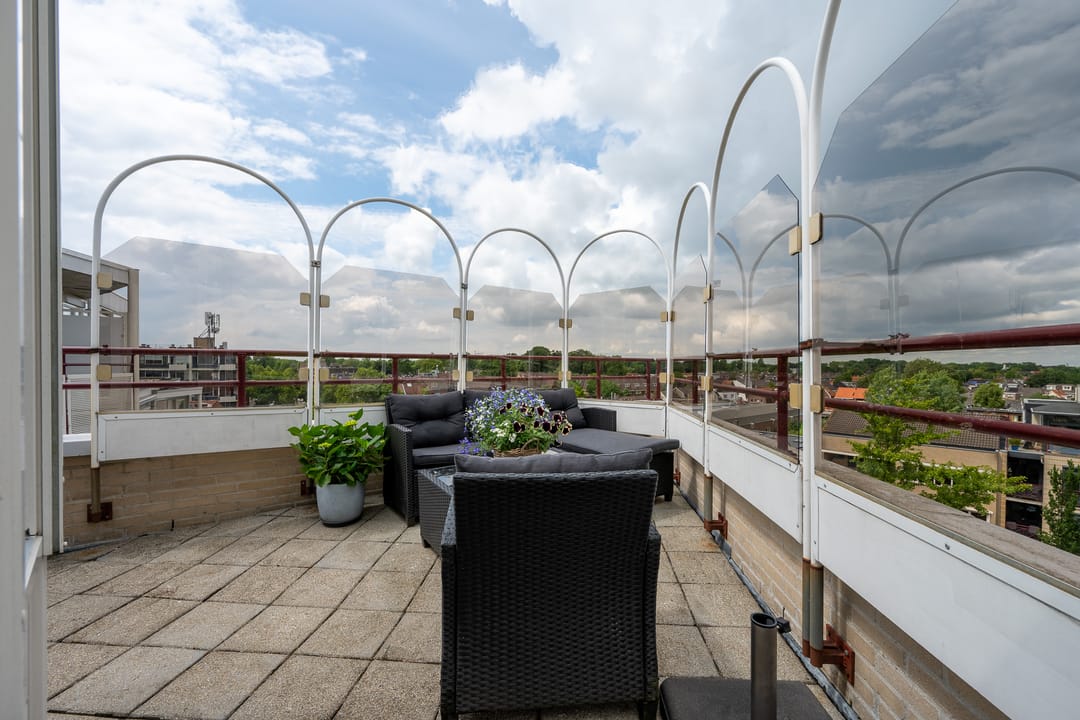 Renovated three room apartment with views in central Zeist — 23