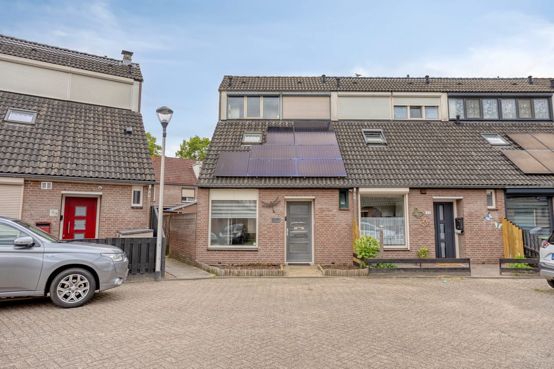 Charming Corner Family Home Near Helmond Centre