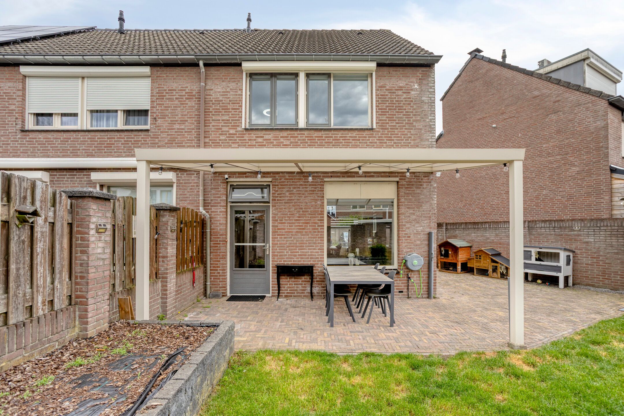 Charming Corner Family Home Near Helmond Centre — 30