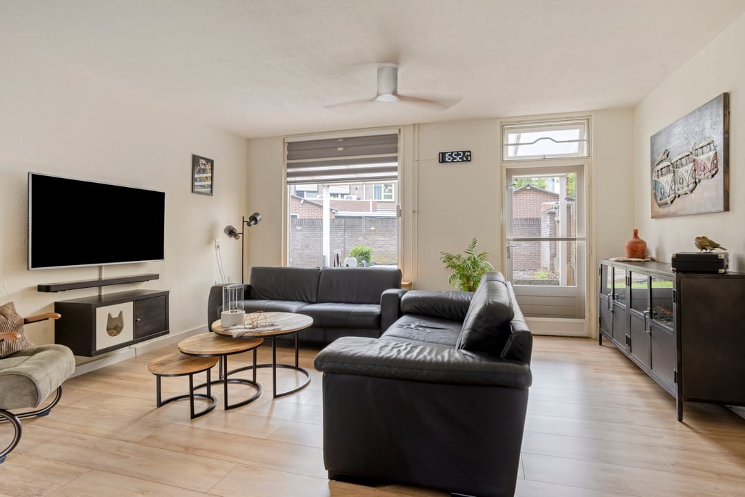 Charming Corner Family Home Near Helmond Centre — 11