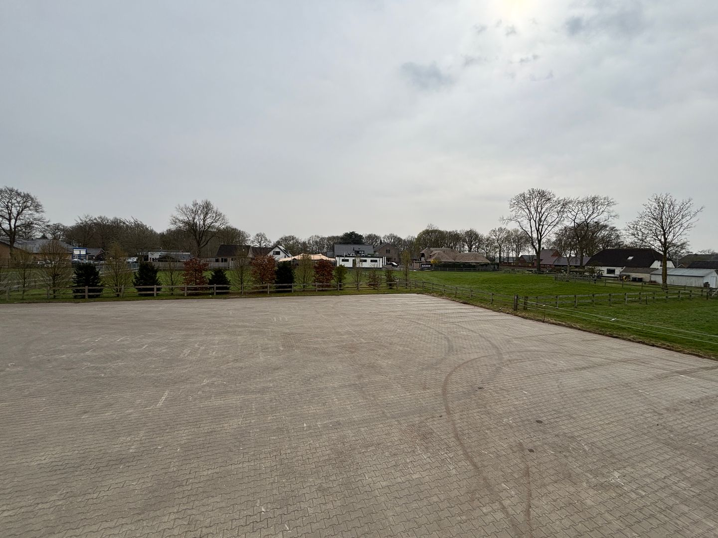 Bekijk foto 2 van Hoogeveenseweg 2
