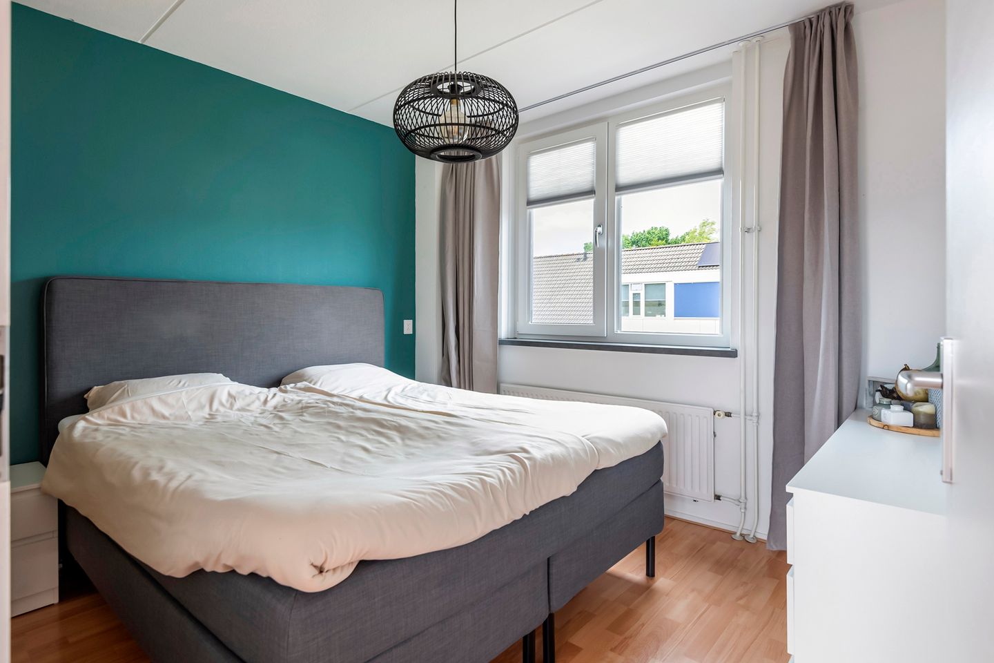 Move-in Ready Terraced Home with Sunny South-West Garden — 20
