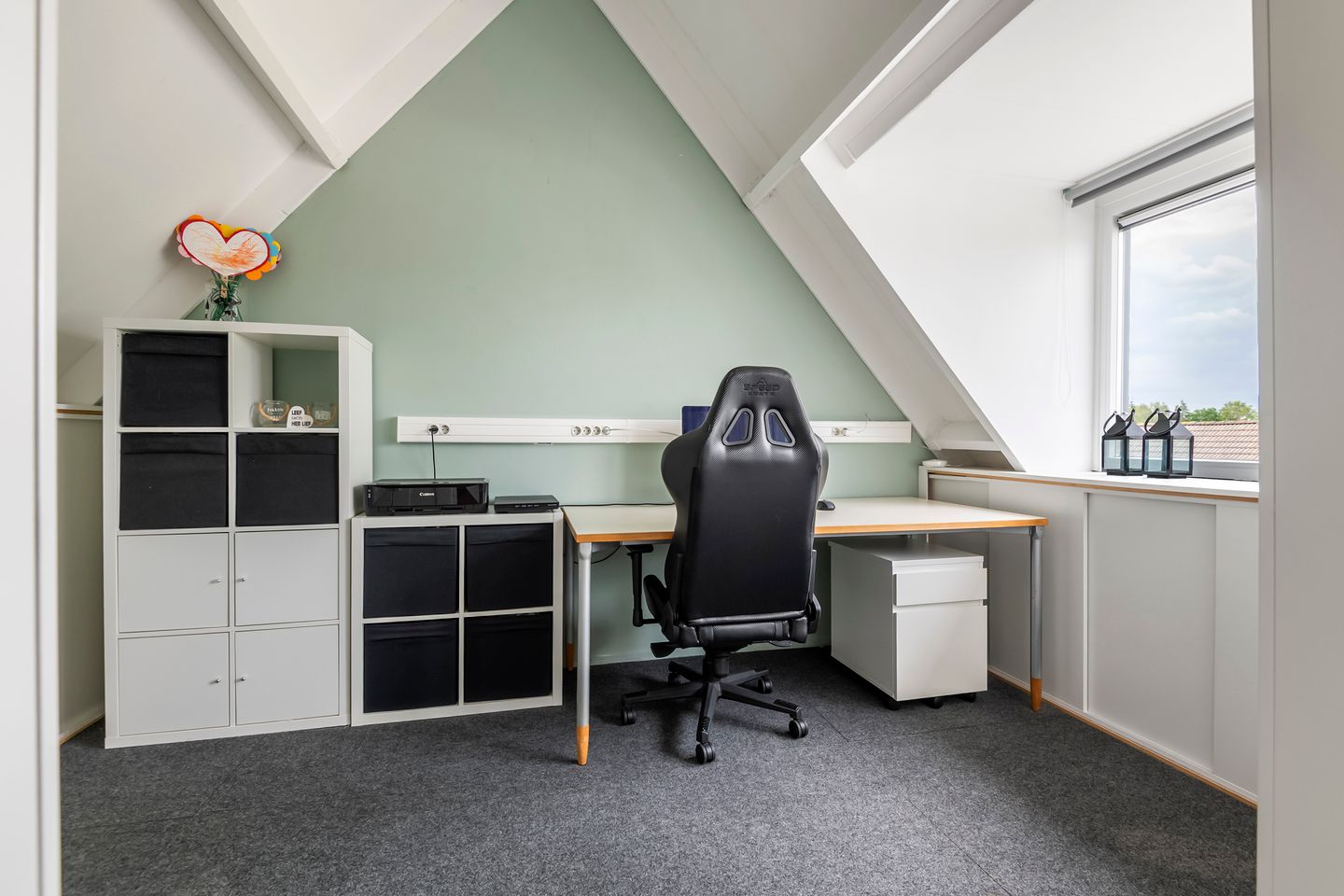 Move-in Ready Terraced Home with Sunny South-West Garden — 29