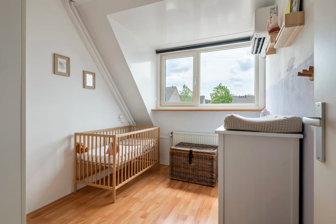 Move-in Ready Terraced Home with Sunny South-West Garden — 16