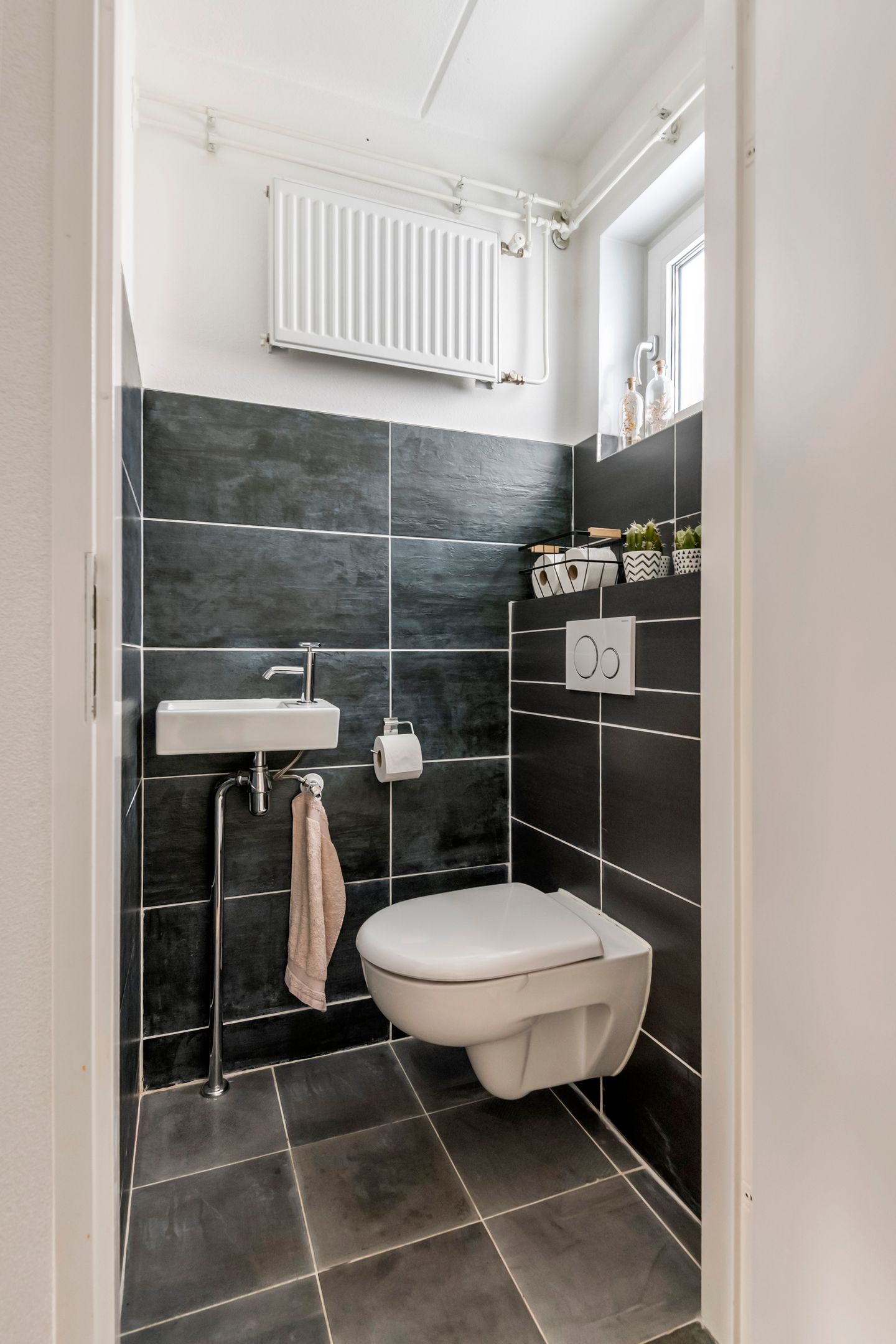 Move-in Ready Terraced Home with Sunny South-West Garden — 14
