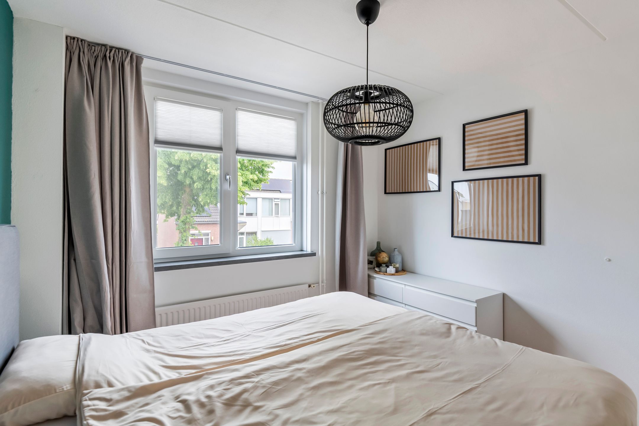 Move-in Ready Terraced Home with Sunny South-West Garden — 21