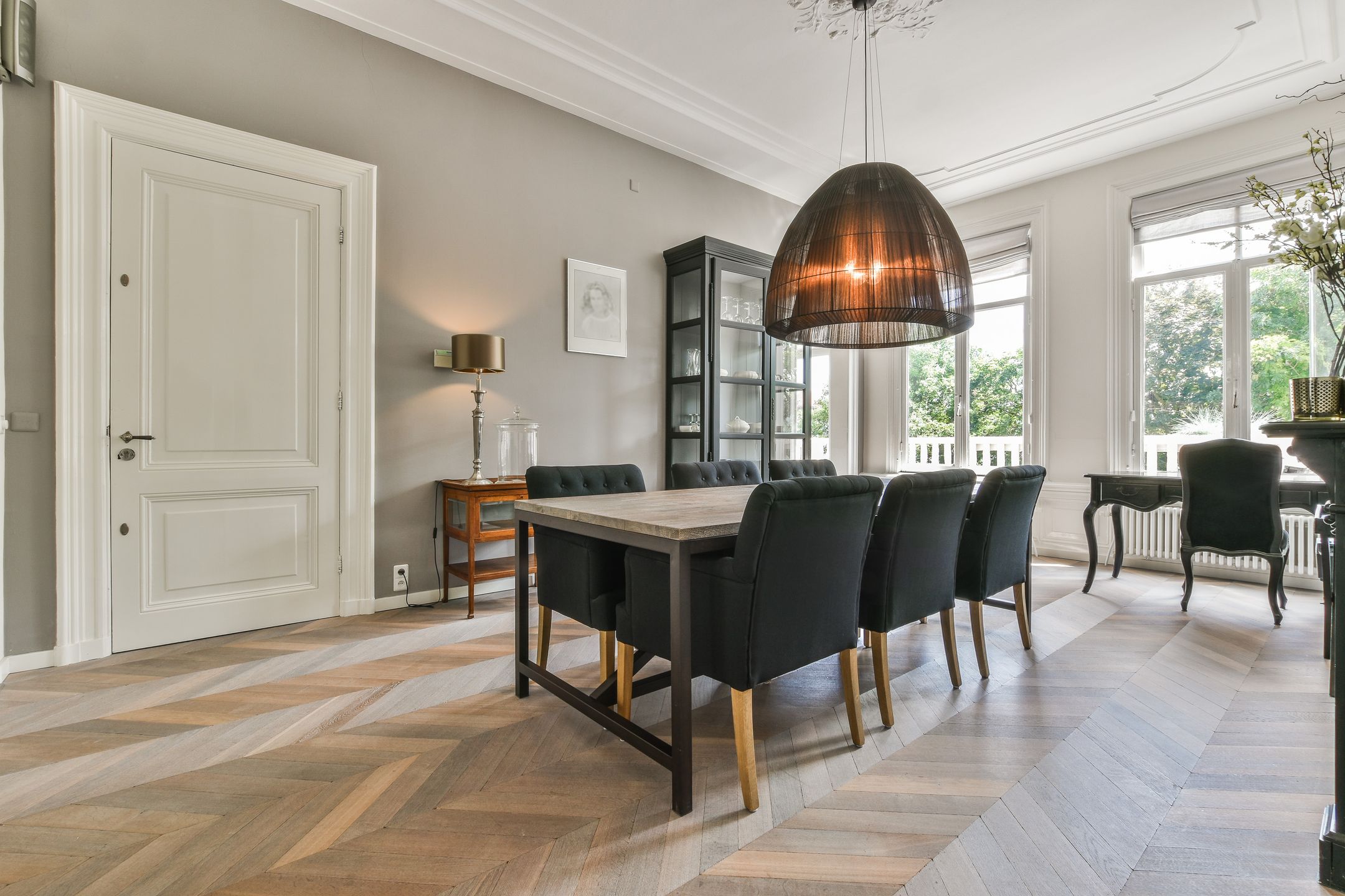 Photo 9 of Van Eeghenstraat 121-2