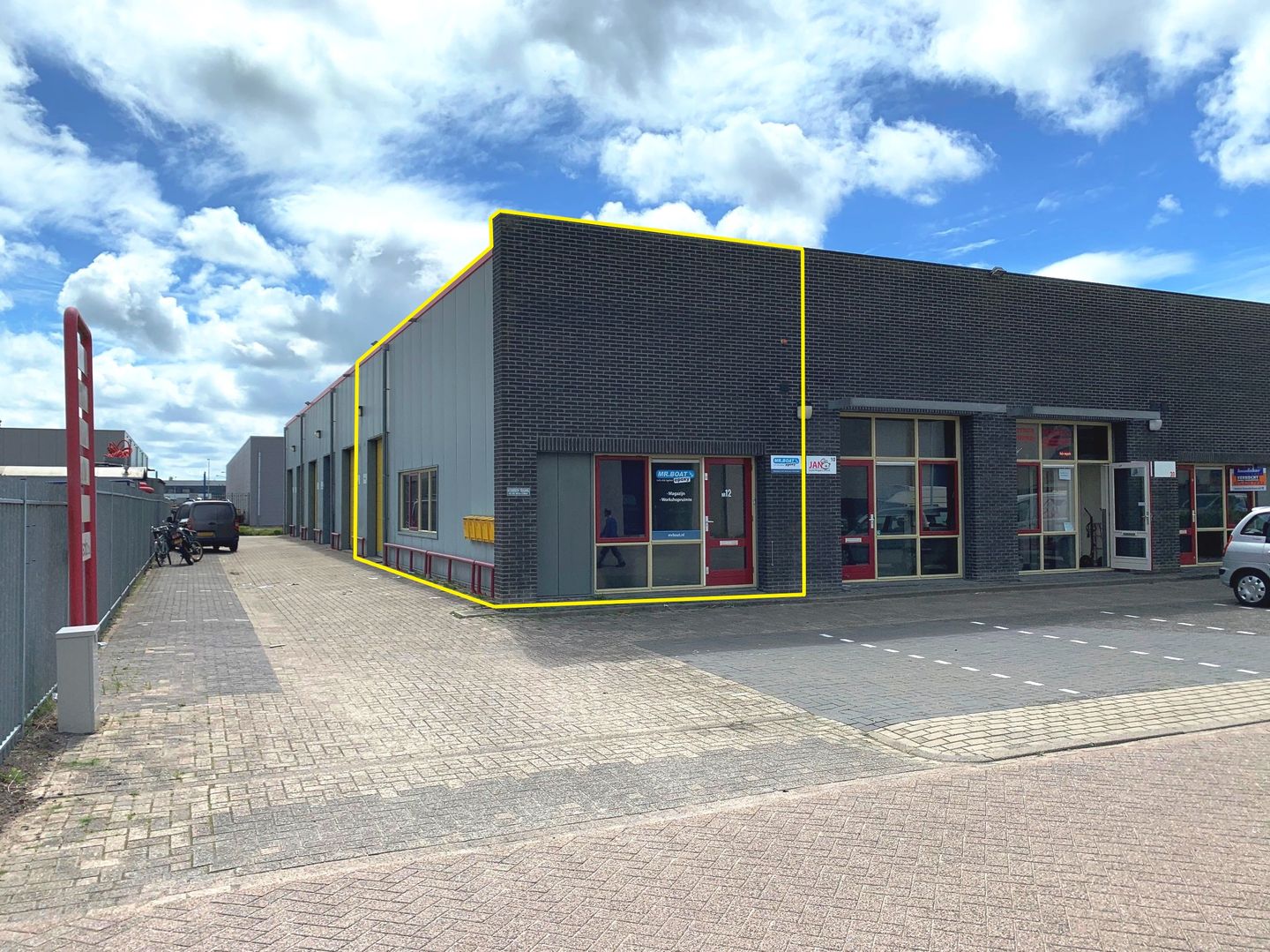 View photo 1 of Vrijheidweg 12
