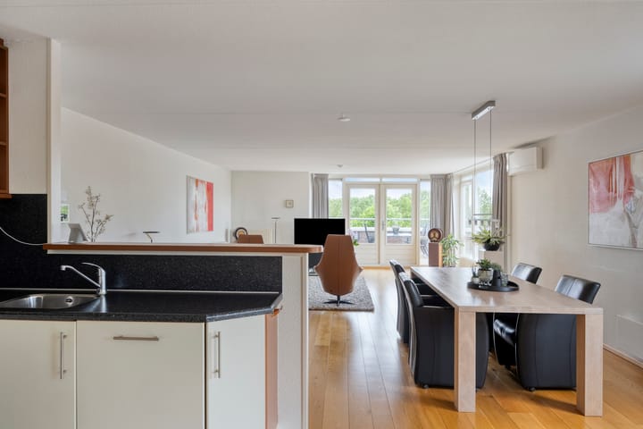 Appartement te koop: Thalesstraat 25, Brunssum