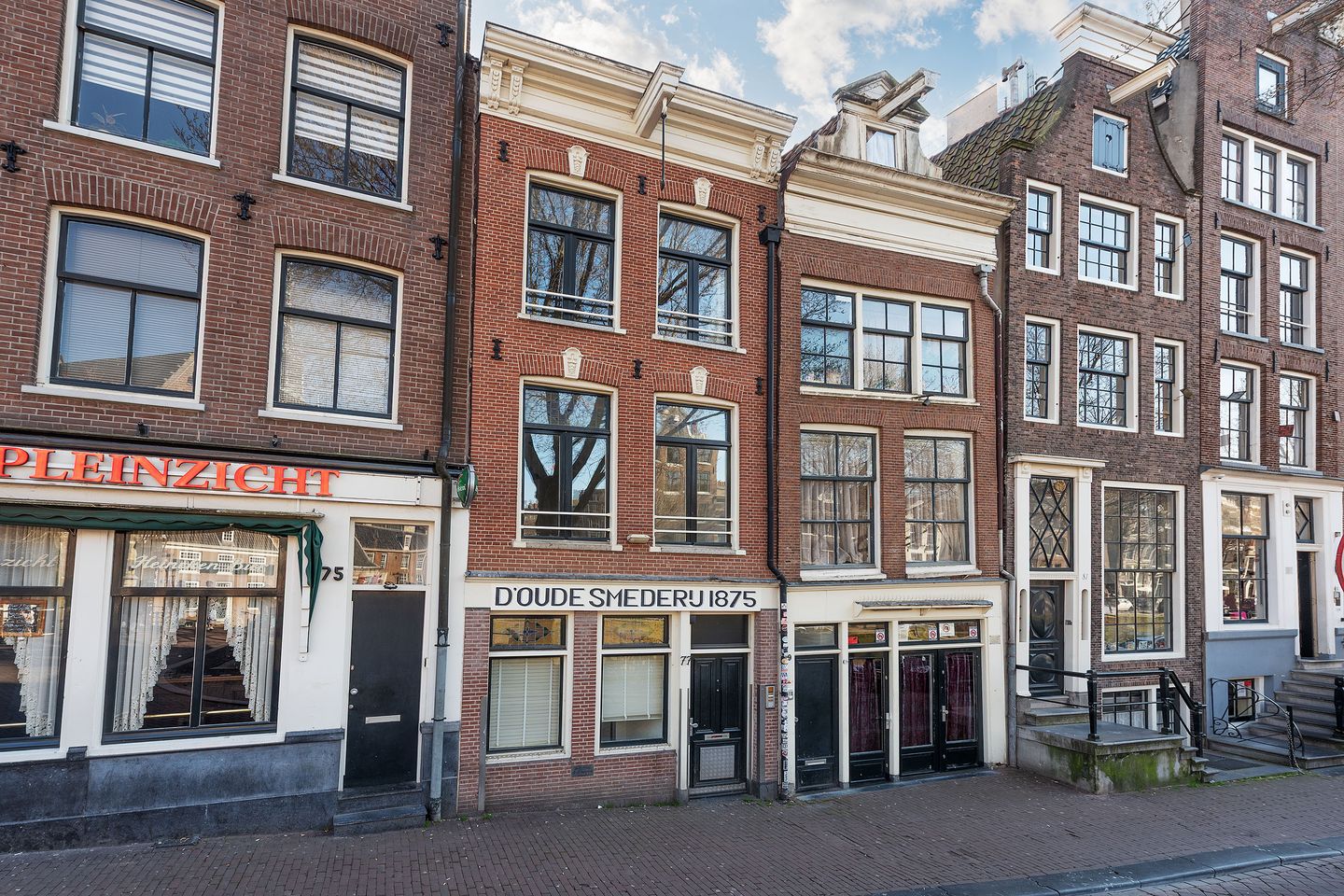 Foto 1 van Oudezijds Voorburgwal 77-A