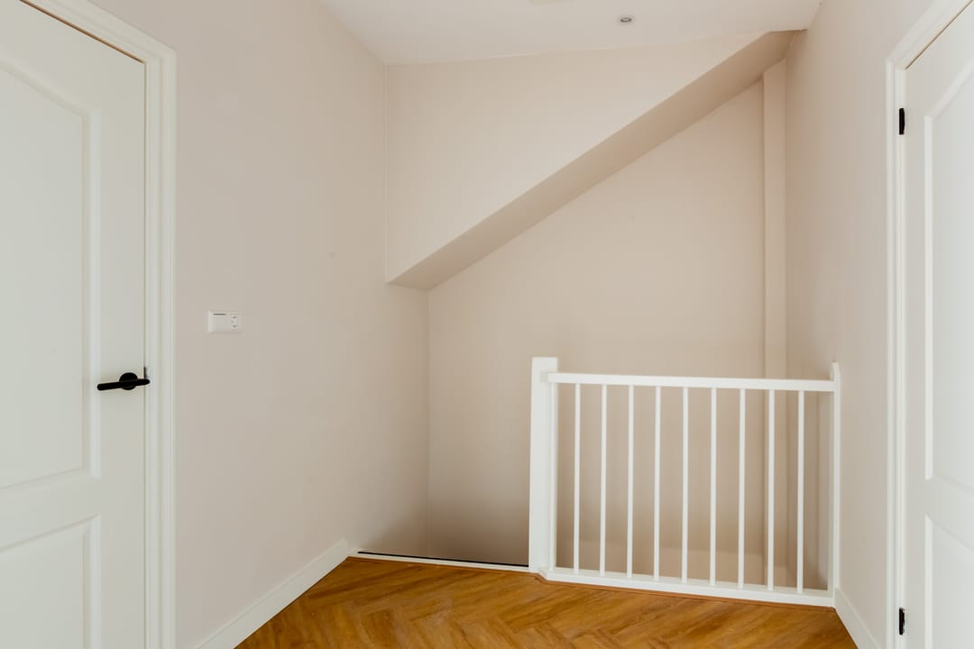Luxury Renovated Apartment in Utrecht's Desirable Zeeheldenbuurt — 41