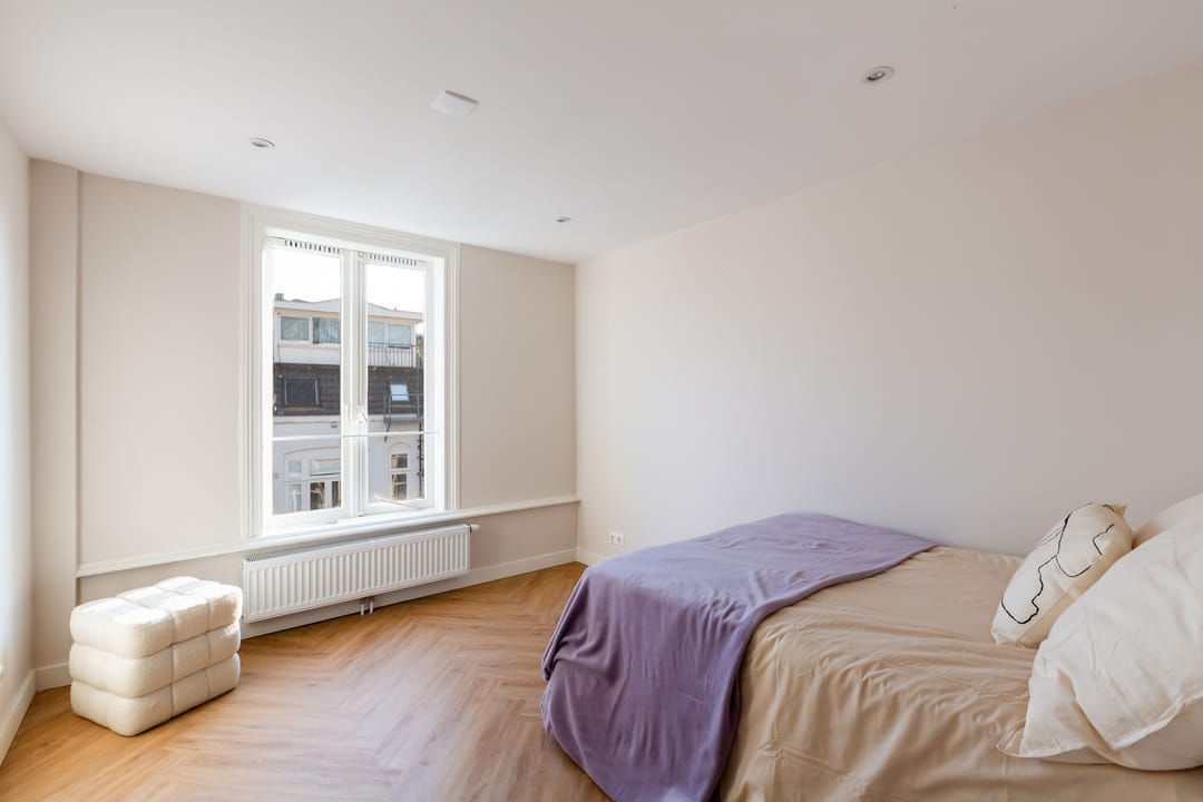 Luxury Renovated Apartment in Utrecht's Desirable Zeeheldenbuurt — 28