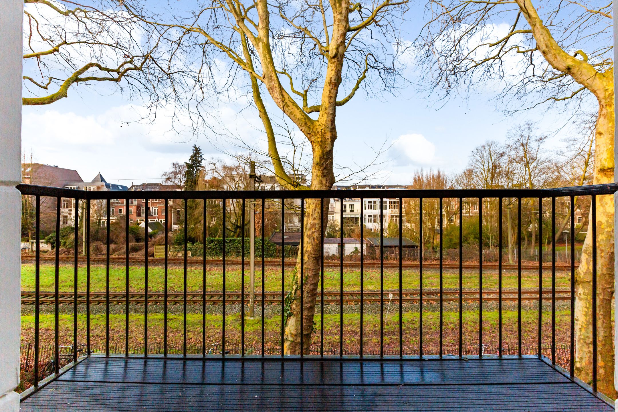 Luxury Renovated Apartment in Utrecht's Desirable Zeeheldenbuurt — 42