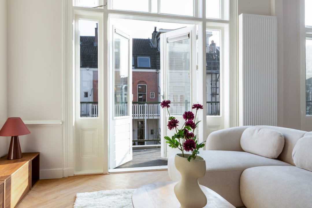 Luxury Renovated Apartment in Utrecht's Desirable Zeeheldenbuurt — 13