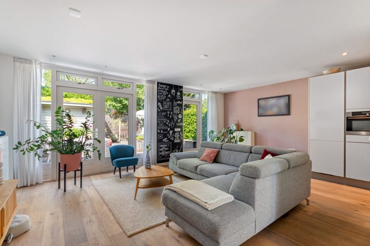 Photo 2 of Ingenhouszstraat 24