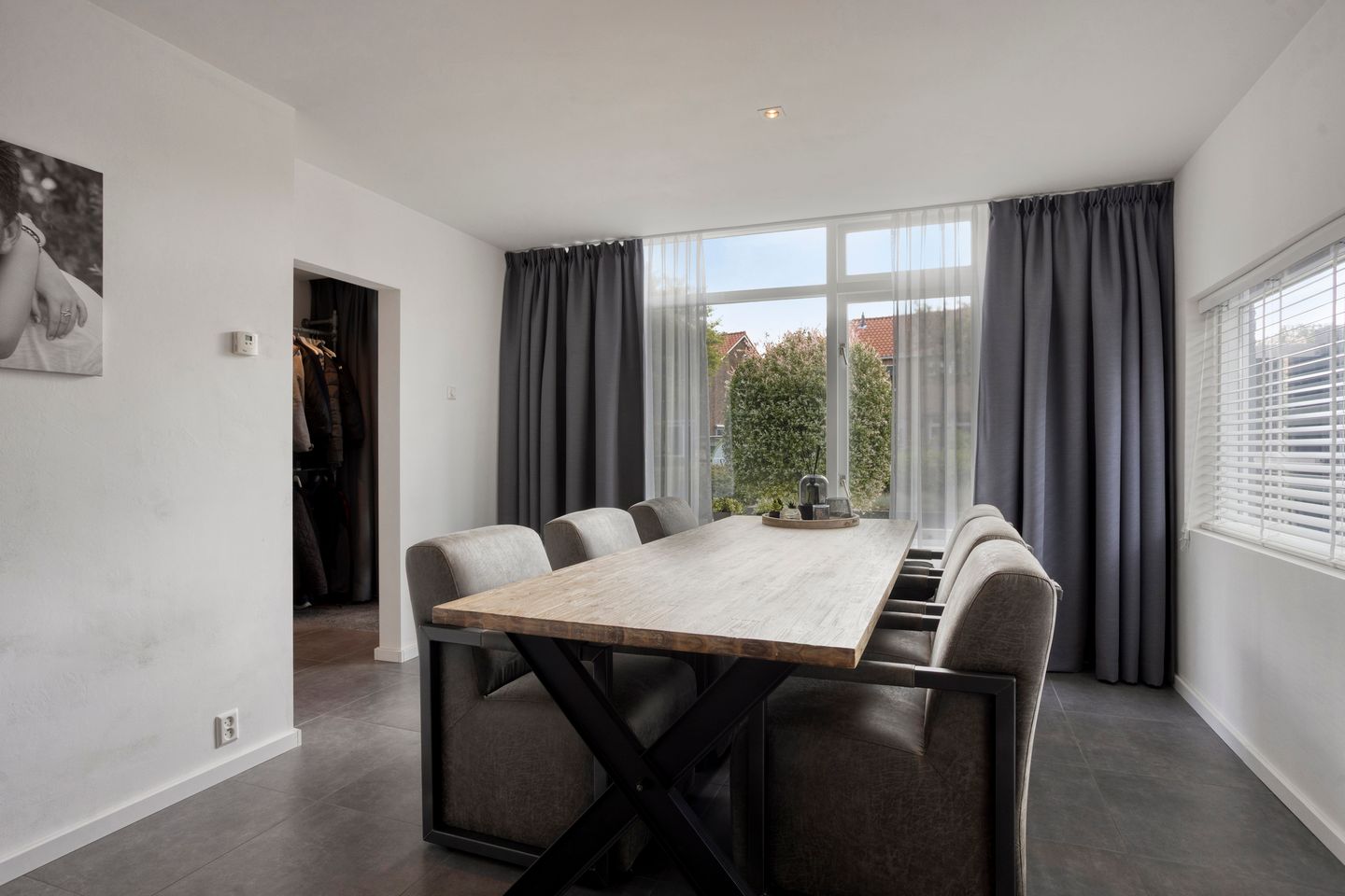 Photo 25 of Bickerstraat 13